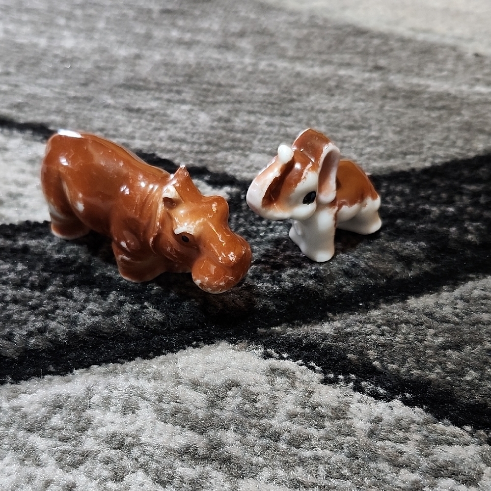 VINTAGE MINI BROWN GLAZED HIPPO & ELEPHANT COLLECTIBLE FIGURINES